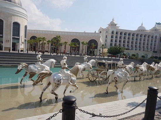 The Land of Legends Shopping Avenue